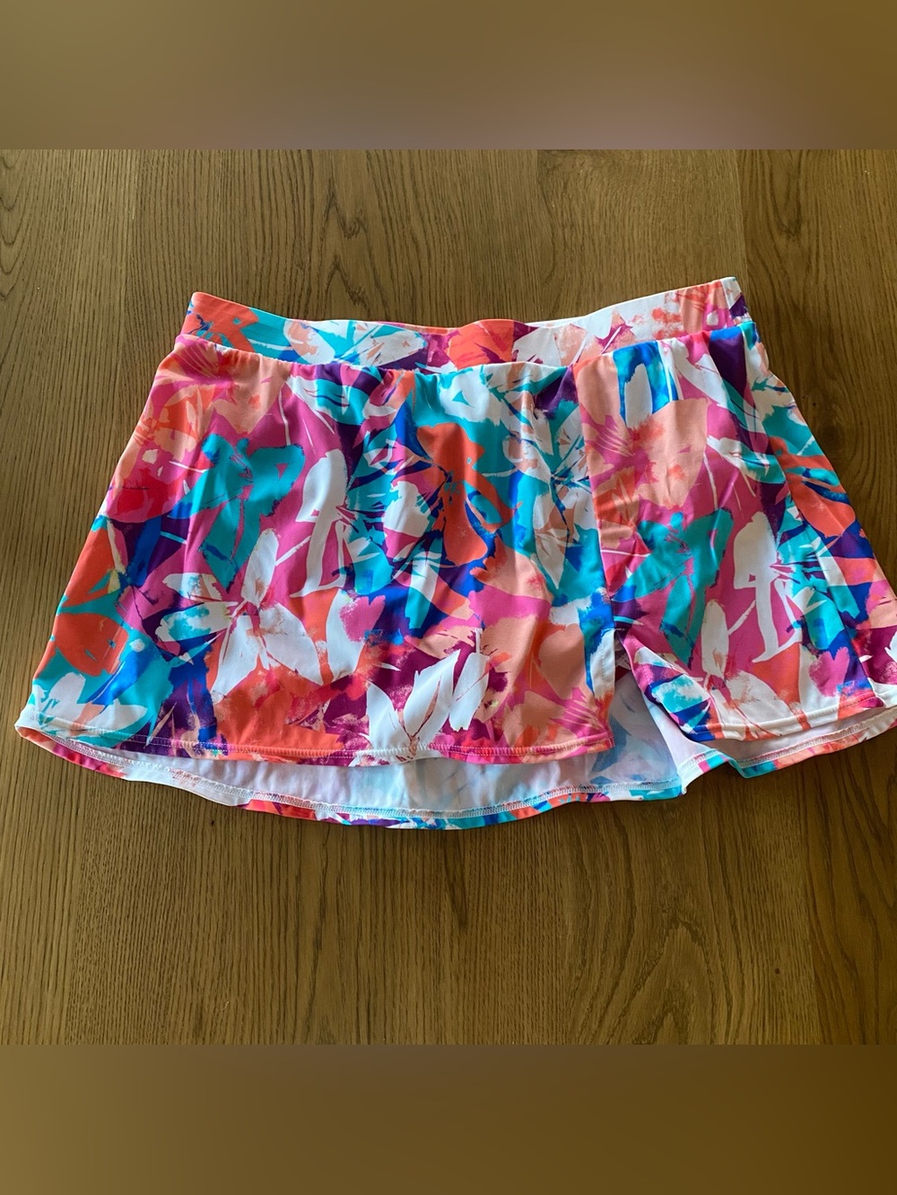 Talbots x Miraclesuit Vibrant Coral, Teal & Pink Floral Swim Skort 16